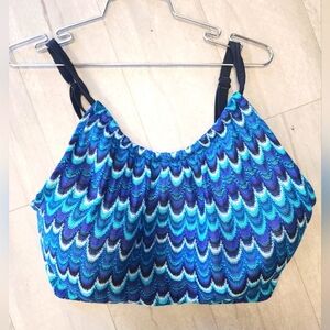 38F CACIQUE CROCHETED Bathing suit top